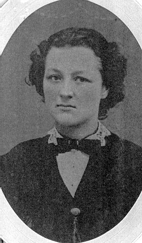 48202B.jpg (43091 bytes)