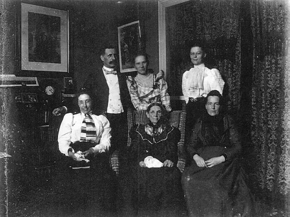 27405.jpg (78265 bytes)