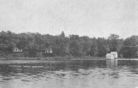 white_lake_lockwoods.jpg (145629 bytes)